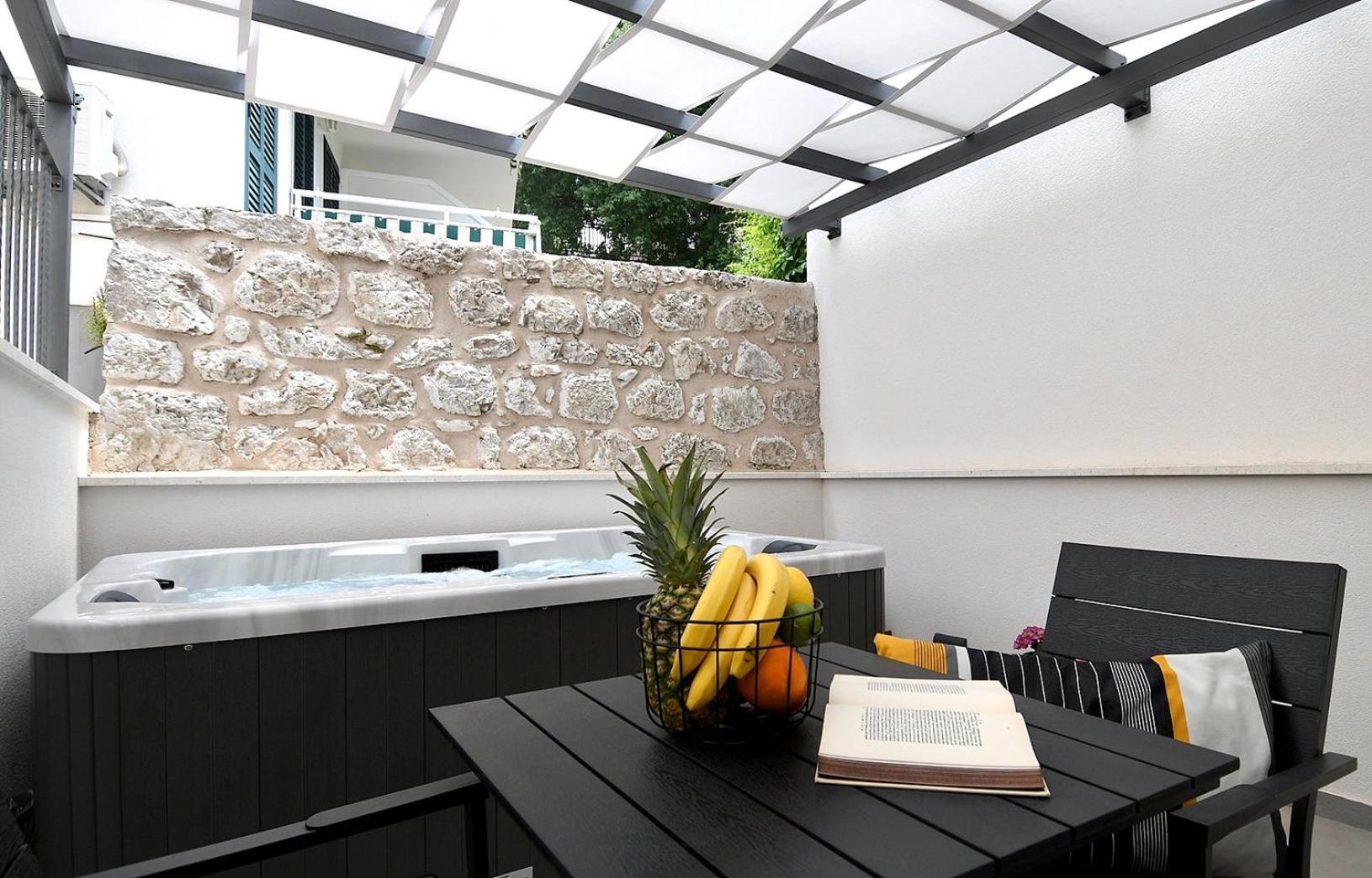 דוברובניק Jacuzzi Apartment Minnie מראה חיצוני תמונה